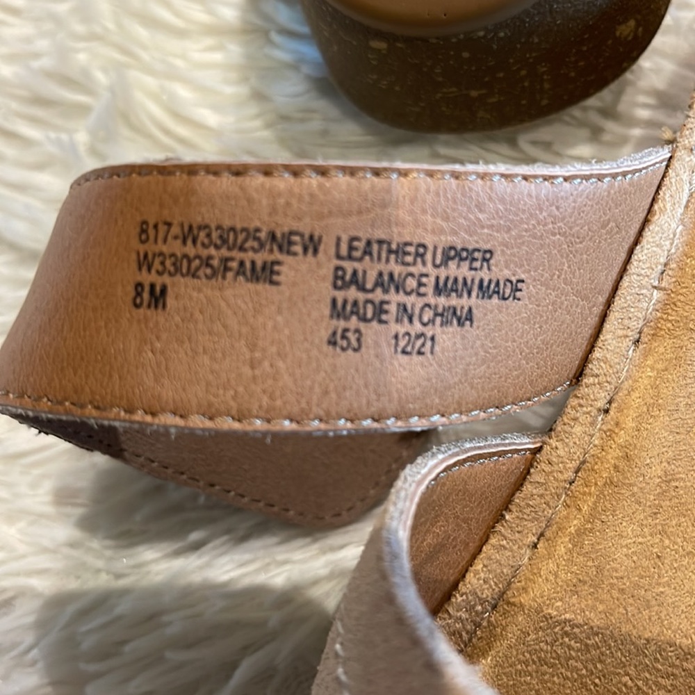 White mountain slip on sandals - Picture 6 of 6